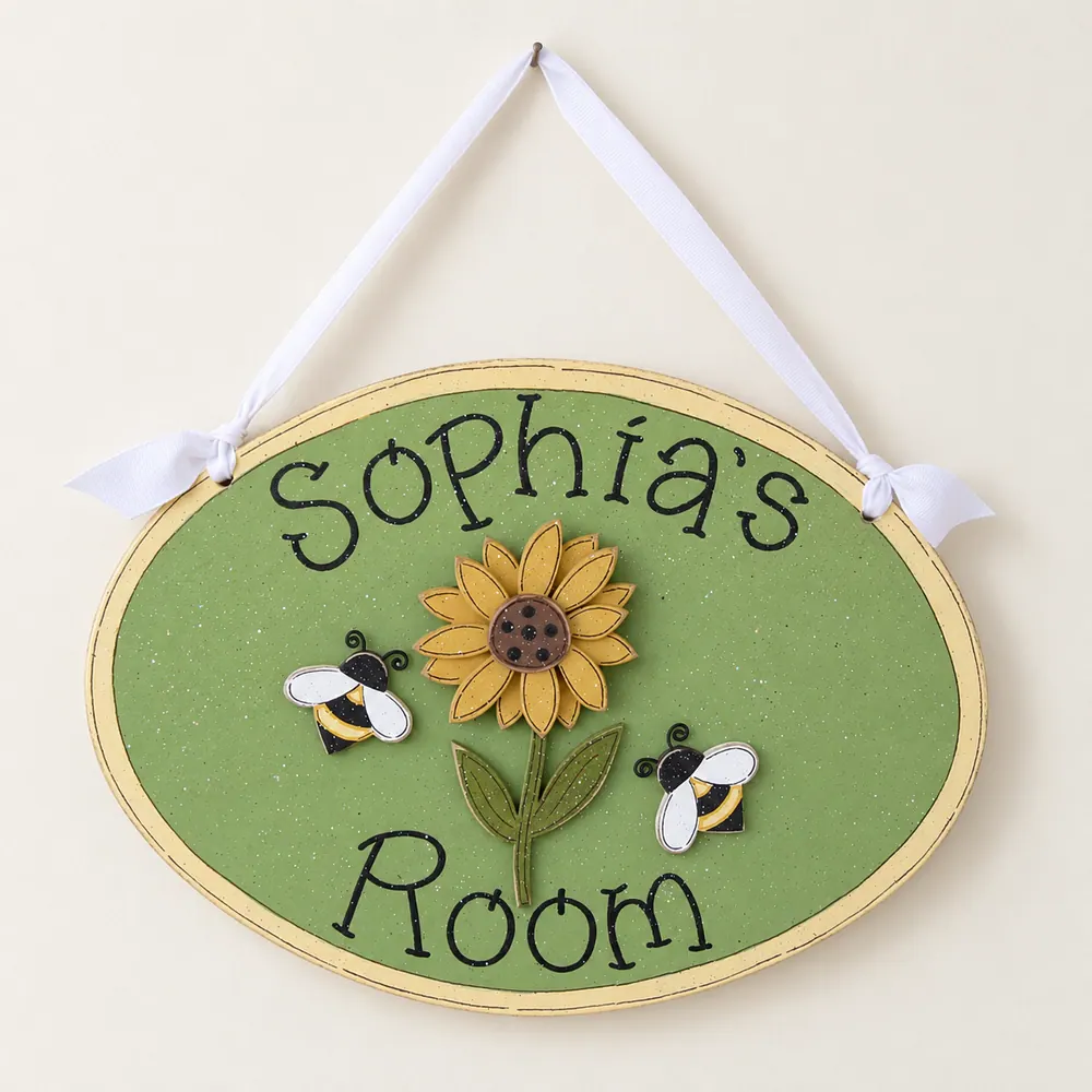 Custom Hand-Painted Oval Sign, Children's Room Decor — handmade wooden decor, photo 1