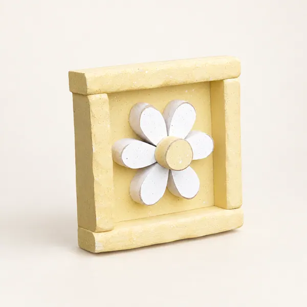Daisy Frame (Yellow)