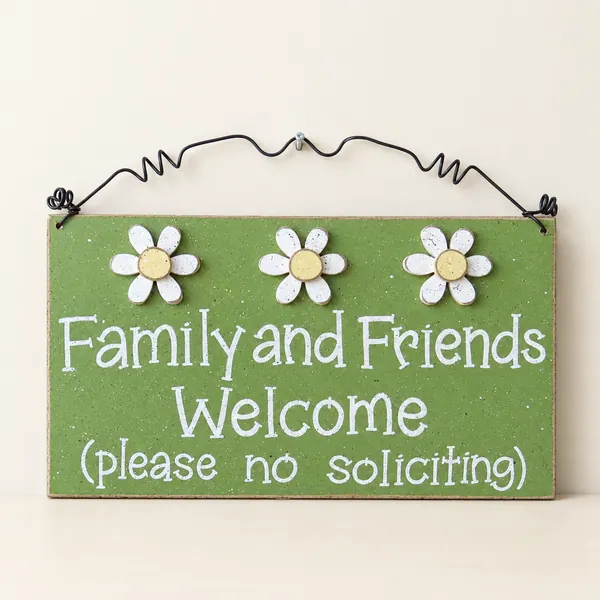 Family & Friends Welcome Sign – Handmade Daisy No Soliciting Door Hanger
