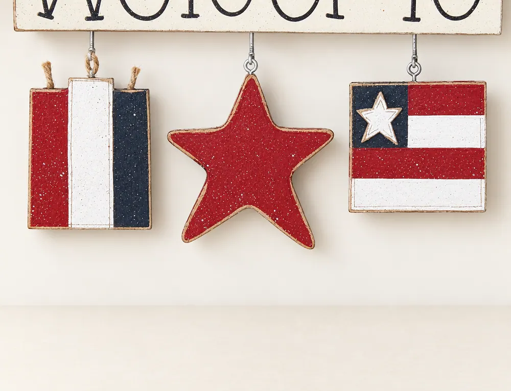 Monthly Welcome July Decorations (no sign included) — handmade wooden decor, photo 1